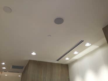 Nicole Miller Cabling, AV
