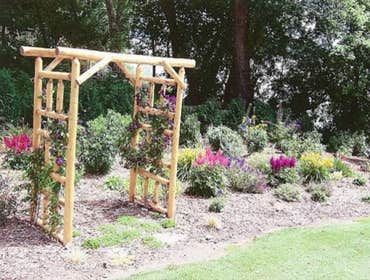 Landscaping Gallery Jim Cooper, Jr., Landscaping Inc. will help you identify the best trees, shrubs and perennials to satisfy your taste and vision.Our