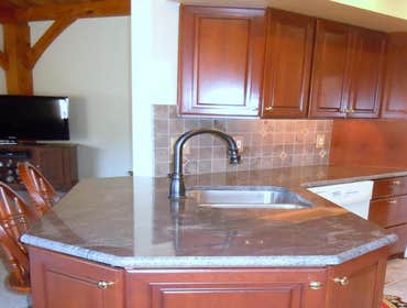Works by Eos Granite And Tile