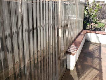 Colored concrete and wall installation