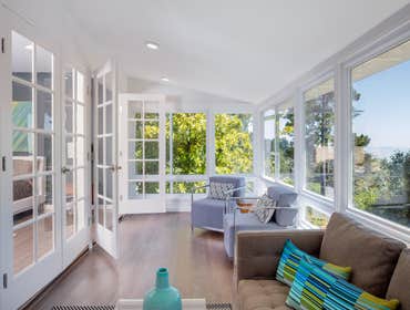 Photos by Top Home #1