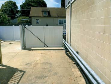 Vinyl Fences
