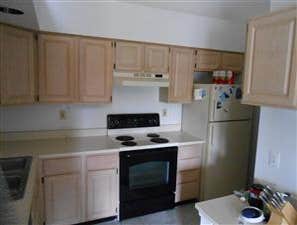 Kitchen (before)