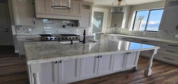 Arenas & Marble LLC