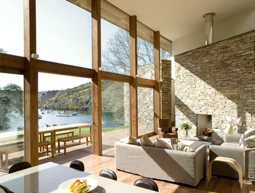 The Jefferson's Lake House