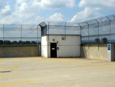 Hartford Hospital Parking Garage