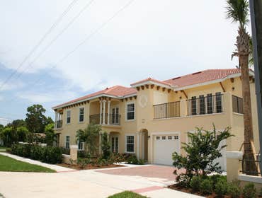 Photos
