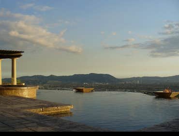 Photo(s) from CUSTOM DERIAN POOLS Infinity Pools, Hillside Pools, Landscaping, BBQs, Outdoor Fireplaces, Shade structures, Pergolas, Landscaping, Mason