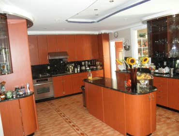 Photo(s) from Janbar Inc