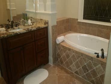 garden tub in master bath