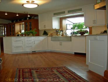 Edina Kitchen
