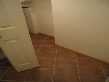 tile entry floor