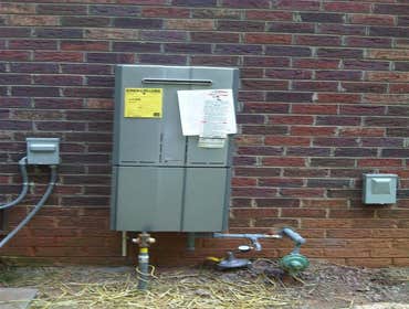 Outdoor Tankless Water Heater