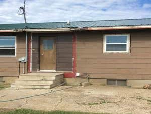 Siding and Interior Renovation Project Exterior: Remove and replace with New Siding
Interior: Remove and install kitchen cabinets
-Repair
