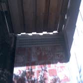 0 0