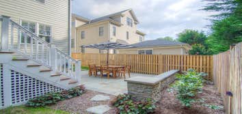 Flagstone patio and seat wall