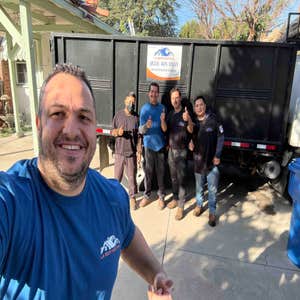 LA ROOF MASTERS TEAM