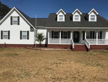Exterior Custom sunrooms and Decks
Detached Garage