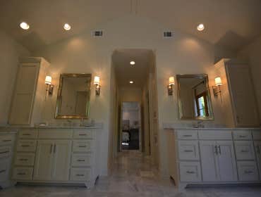 Works by Dakmak Construction C