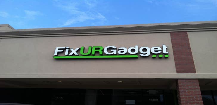 Works by Fix UR Gadget