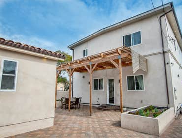 Photos by Axle Homes #1