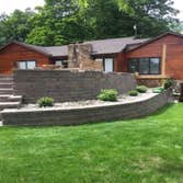 Smith's Lawn and Landscaping,LLC