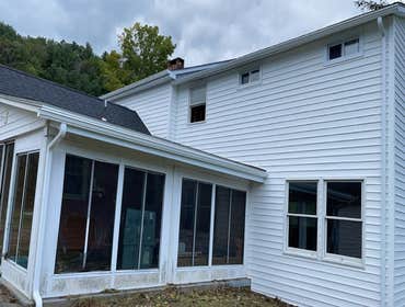 Sidding Repair New Roof