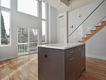 6833 23rd Ave NE- hicksconstructioninc.com http://hicksconstructioninc.com/