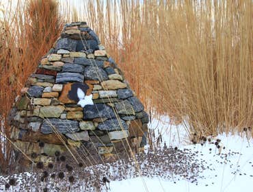 Donald Pell Gardens Studio The overall program for the Pennsylvania Studio Garden was to create a dynamic composition of herbaceous plants and to engag