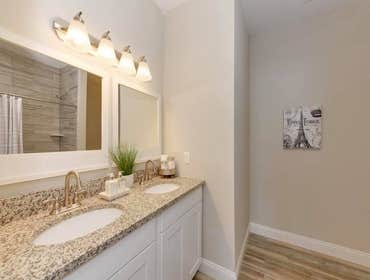 Bathroom/Bedroom