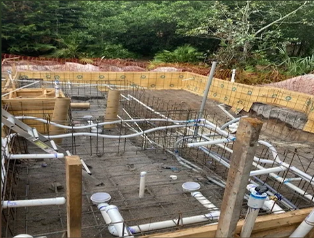 Custom Pools and Spa