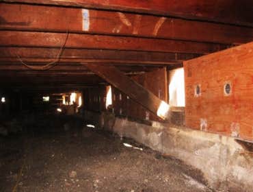 Seismic Retrofit Project in LA The violent shaking of an earthquake can cause a building to fall off of its foundation. Seismic retrofitting strengthen