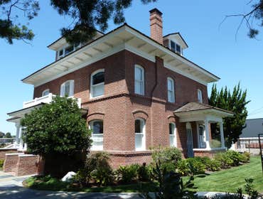 Brick Veneer to an addition to a San Diego Historical Home. Tidwell Masonry did the brick veneer to this addition to this Historical Home in San Diego.