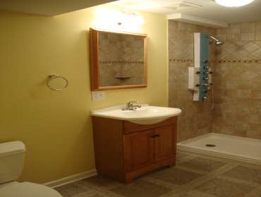 Chicago Home Remodeling 2014 The project of home remodeling included:
New custom kitchen remodel with high end 42″ expresso cabinets, granite tops, 