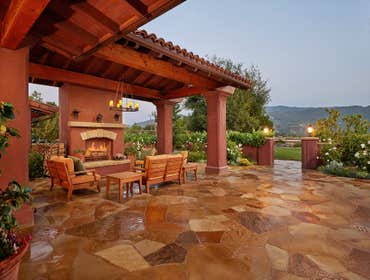 Paseo Poco Location: Santa Ynez Valley, CA
Type: New Construction
Architect: Ketzel & Goodman)