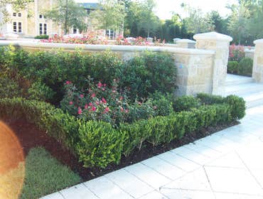 Residential&Commercial Landscapes Fire Station 13 Landscape & Stone Work!!
High End Residential Landscape over 3000 plants!!