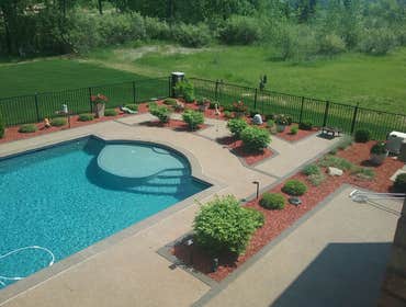 Exposed Aggregate Pool Decks photo, by Potoroka Concrete