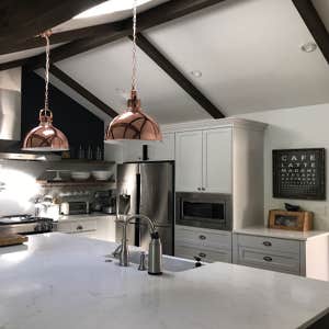 Kitchen by T&H Homebuilders.Inc