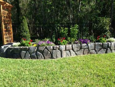 Custom concrete retaining walls