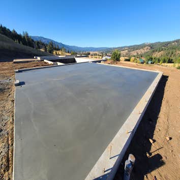 Premier Earthworks LLC