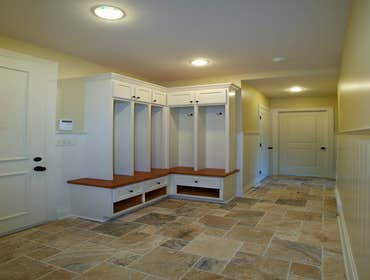 2 Parliament Lane, Lancaster, NY