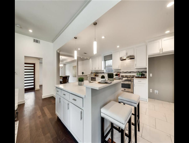 Photos by World Class Properties LLC #1 We completely did the house from the bottom to the top. Beautiful house!! Sold