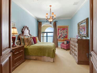 SOUTH SHORE 3 STORY HOME