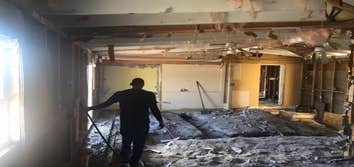 House (Remodeling)