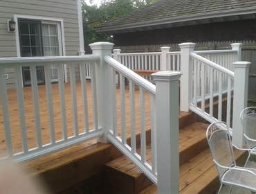 Lake Bluff Deck, Stairs & Stain