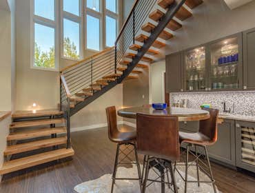 CONTEMPORARY NEW BUILD