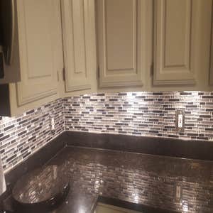Under Cabinet lights