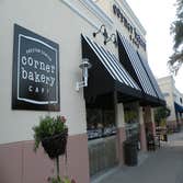 Retail/Restaurants