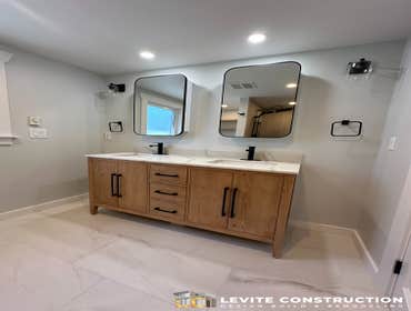 Home Remodeling in Green Lake, Seattle ? **Exciting Update from Levite Construction!** ?
We're thrilled to share the successful completion of the seco