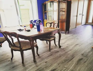 Photos by Carpet & Flooring Investors Inc #3 Hello. This project is a part of the house, it is 400 square feet and that is the finish.